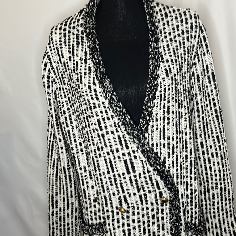 Zara structured double breasted gold buttoned cardigan jacket